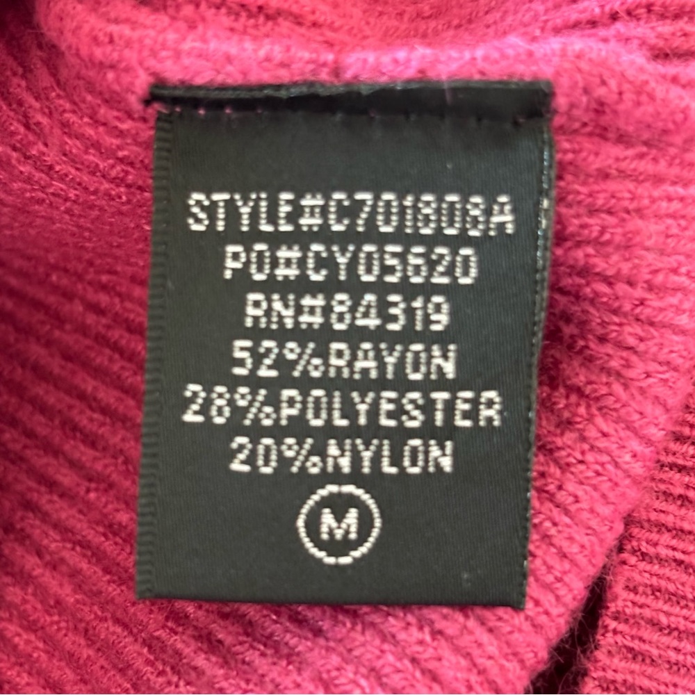 CYRUS Pink Long Sleeve Turtleneck Sweater--M - Picture 13 of 14